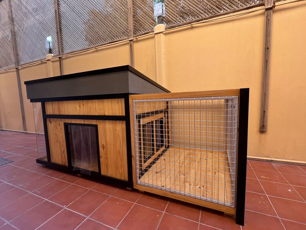Dog House with Ac in UAE