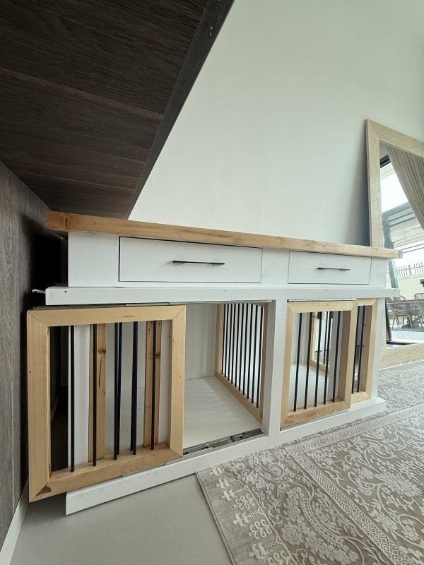 Wooden table top and sliding doors crate - Image 2